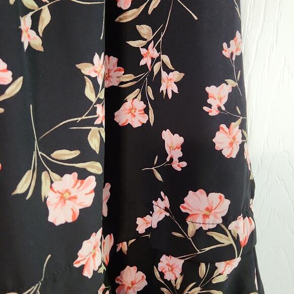 CeCe Black and Pink Floral Ruffled Knee Length Skirt Size Med Whimsigoth Cottage - Picture 3 of 9